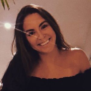 Meet your Posher, Caroline